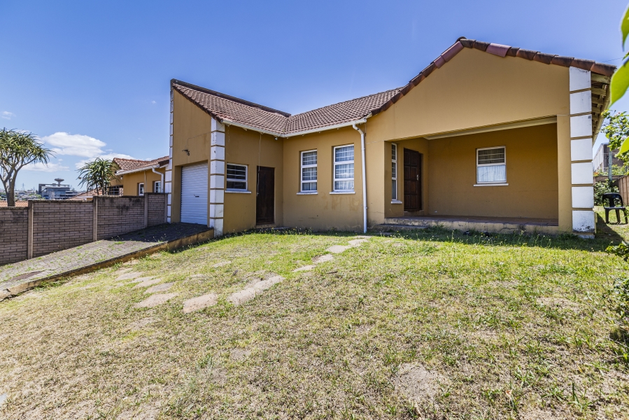 3 Bedroom Property for Sale in Beacon Bay North Eastern Cape